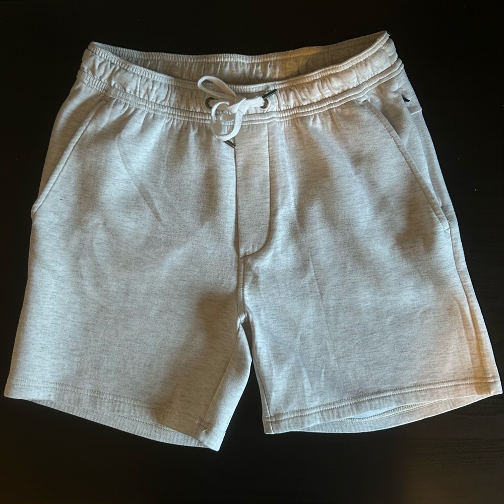 American Eagle Men’s Small Heathered Oatmeal White Shorts
